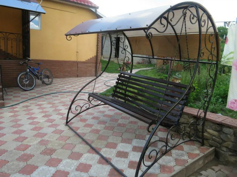 Кованые качели