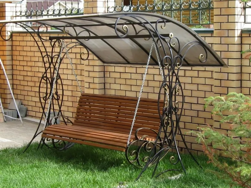 Кованые качели