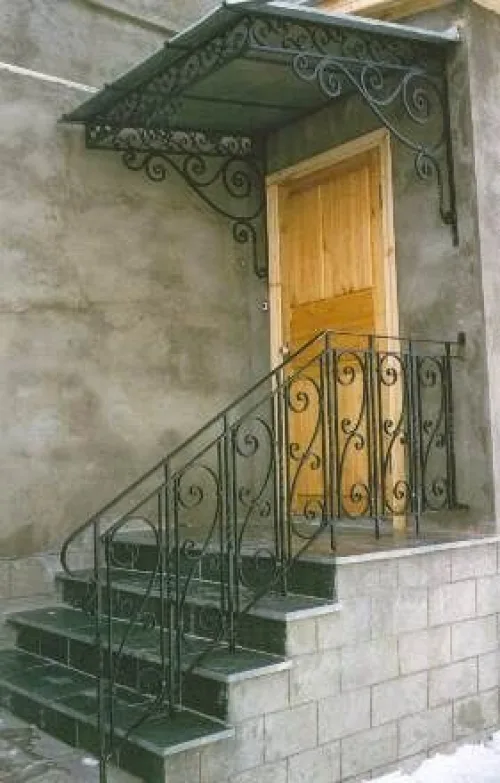 Кованые козырьки