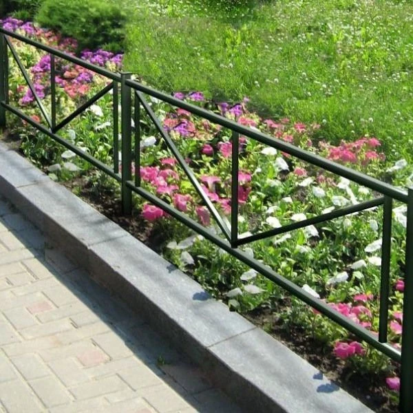 Декоративный забор для клумбы: проект № 107 для вашего сада
